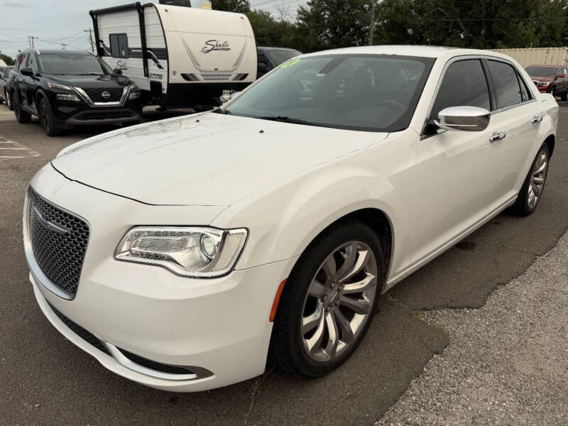 2018 Chrysler 300 Touring