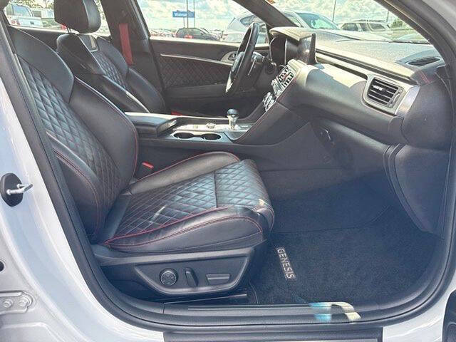 2022 Genesis G70