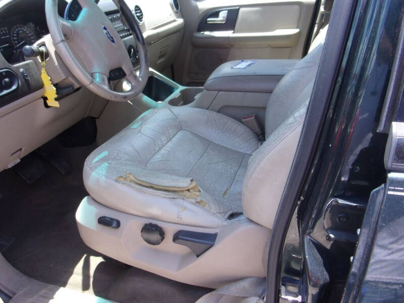 2003 Ford Expedition XLT