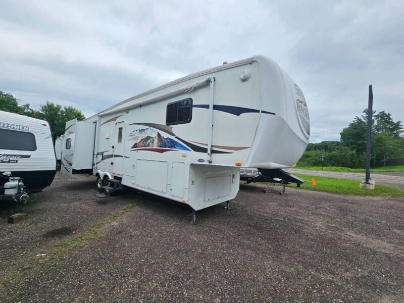 2008 Big Horn 5Th Wheel 3055RL