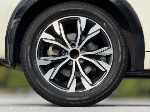 2018 Infiniti QX30 Luxe