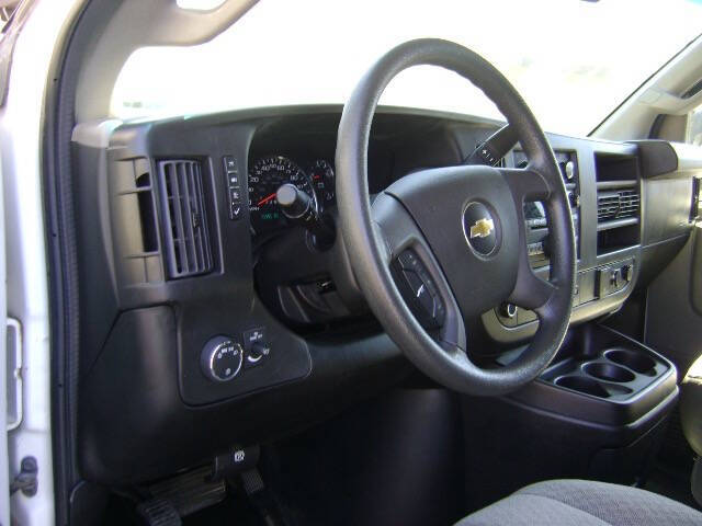 2013 Ford E-Series E-350 SD XL