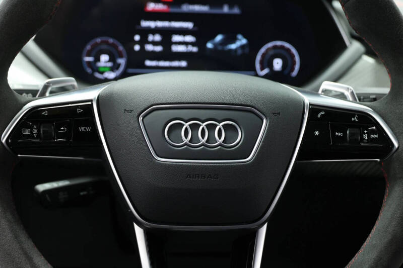 2022 Audi RS e-tron GT quattro