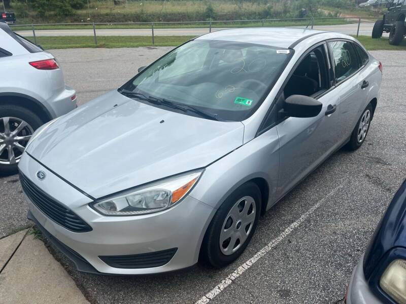 2015 Ford Focus for sale at UpCountry Motors in Taylors SC