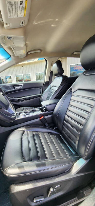 2019 Ford Edge SEL