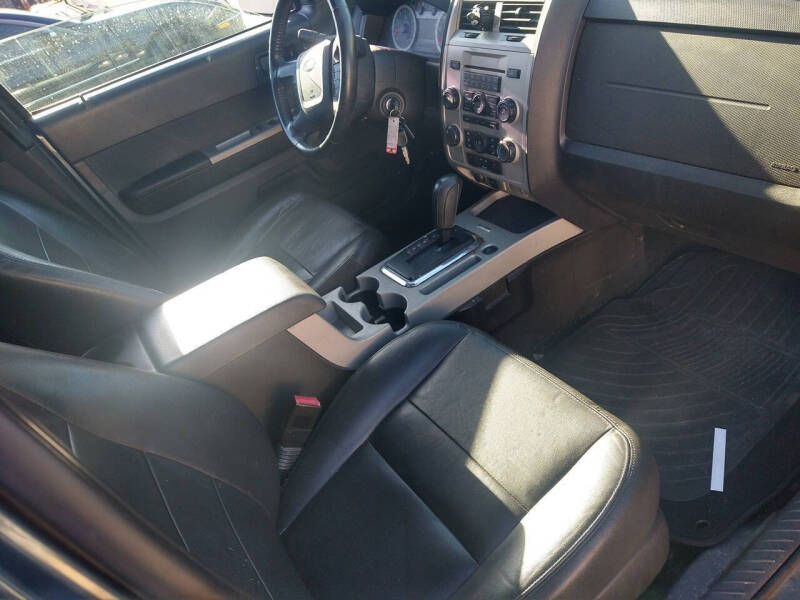2011 Ford Escape XLT