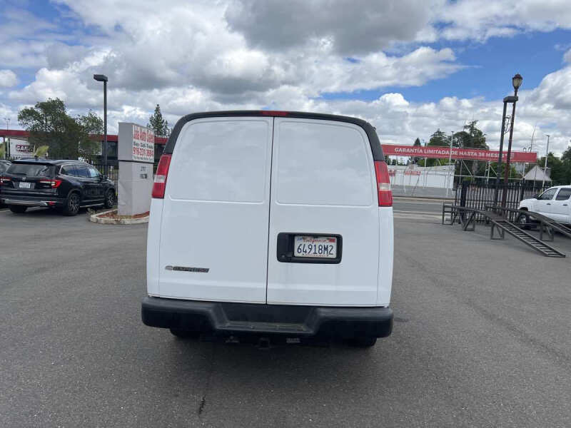 2018 Chevrolet Express 2500