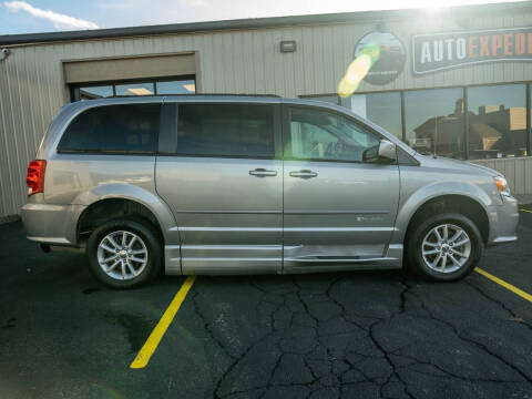 2016 Dodge Grand Caravan SXT Plus