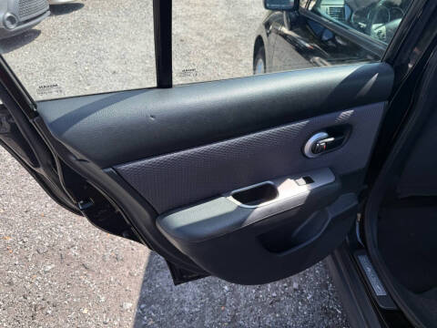 2009 Nissan Versa 1.8 SL