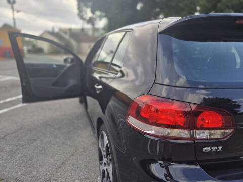 2013 Volkswagen GTI Base PZEV