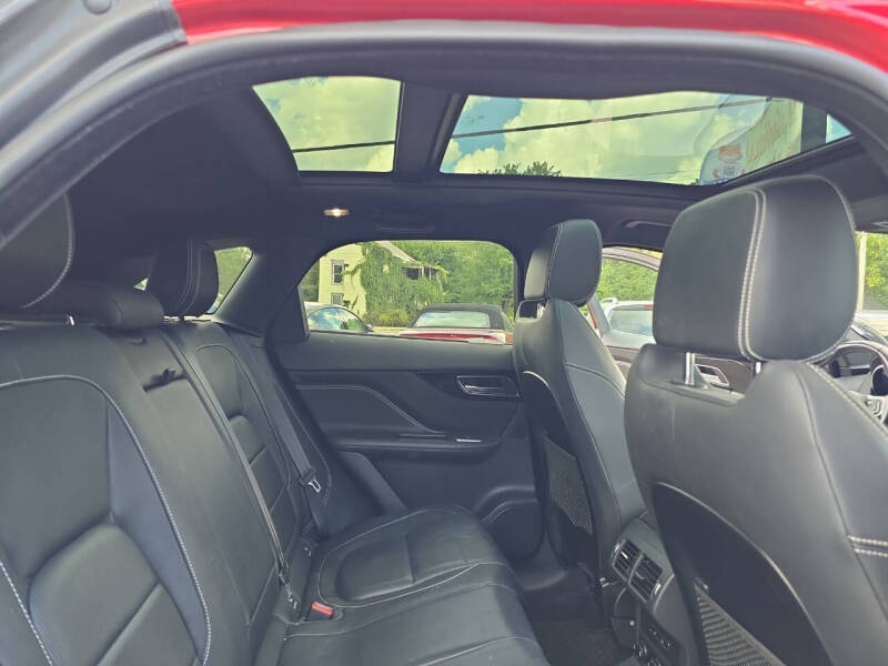 2018 Jaguar F-PACE S