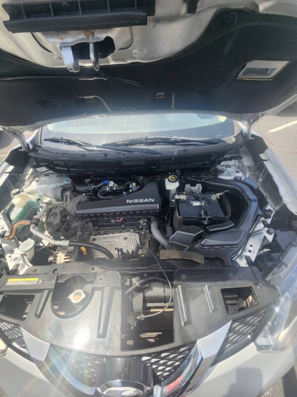 2016 Nissan Rogue SV