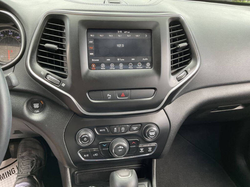 2019 Jeep Cherokee Latitude Plus