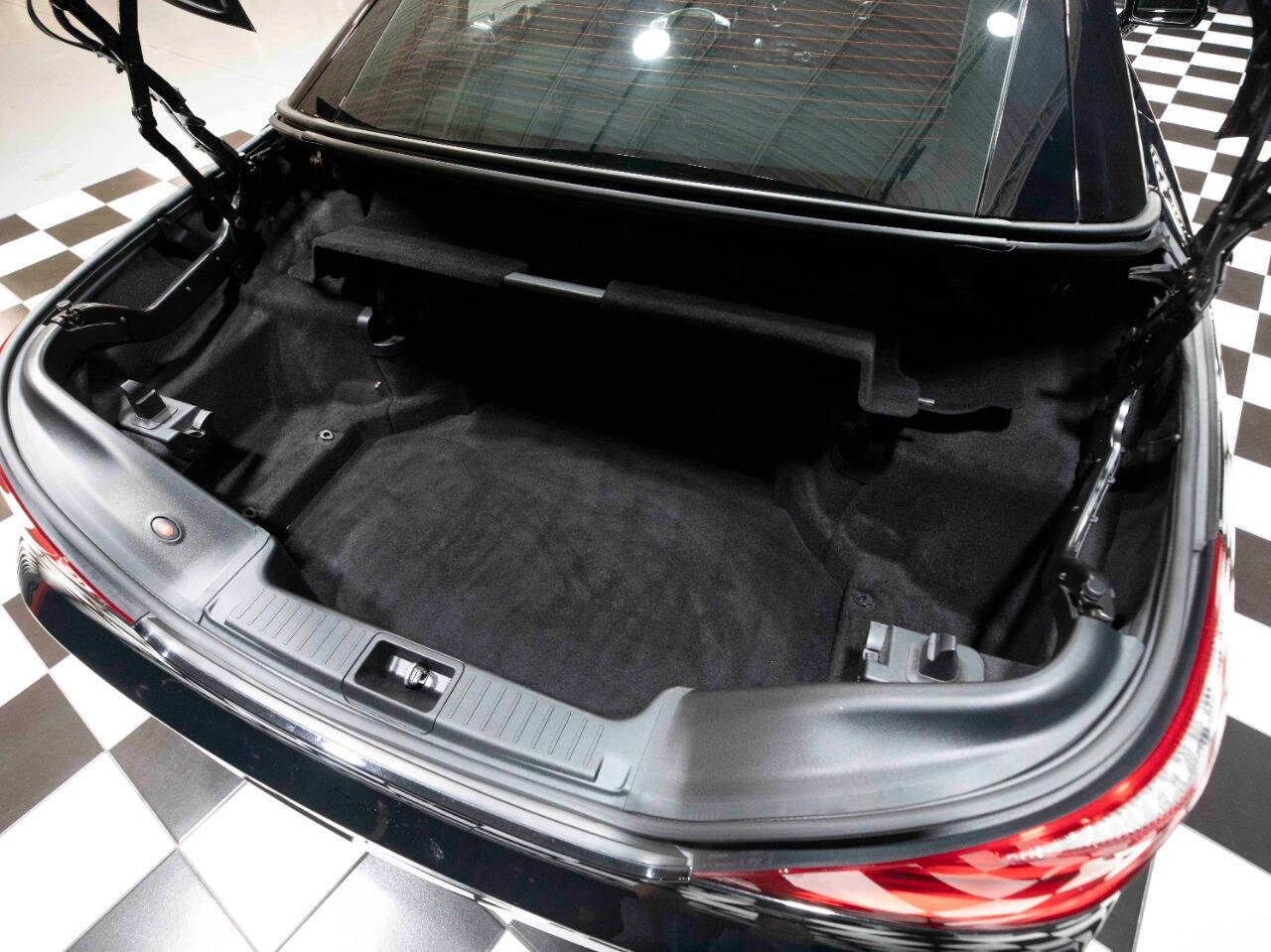 2013 Mercedes-Benz SL-Class 6