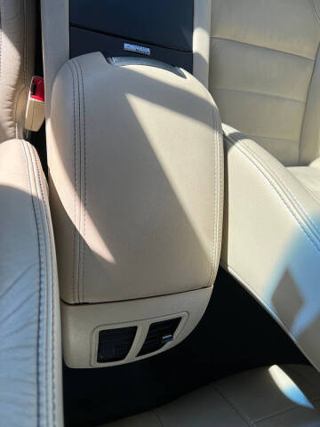 2014 Ford Taurus SEL