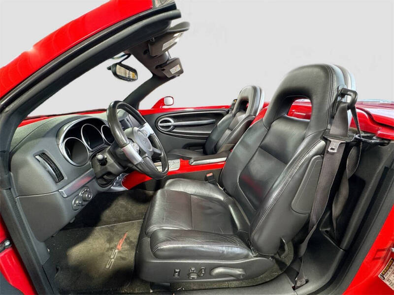 2004 Chevrolet SSR LS