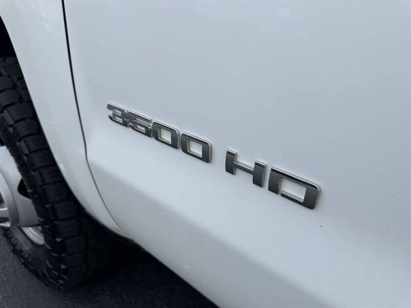 2018 Chevrolet Silverado 3500HD CC Work Truck