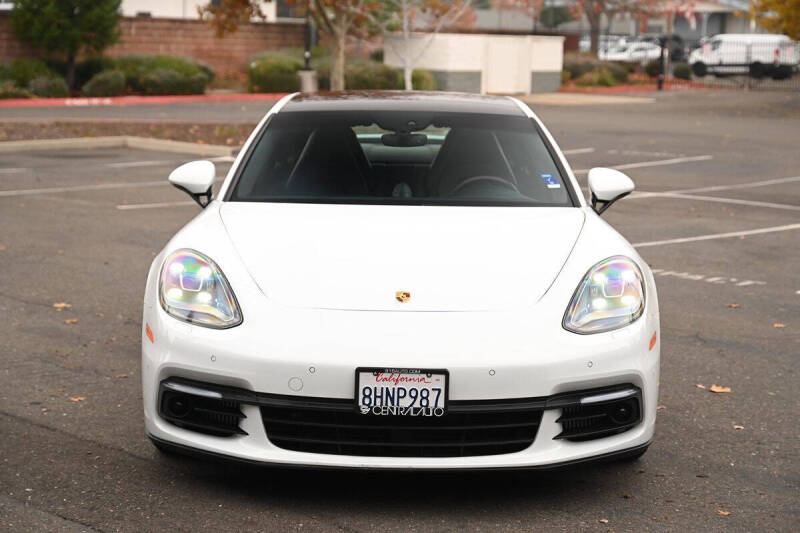 2017 Porsche Panamera 4S