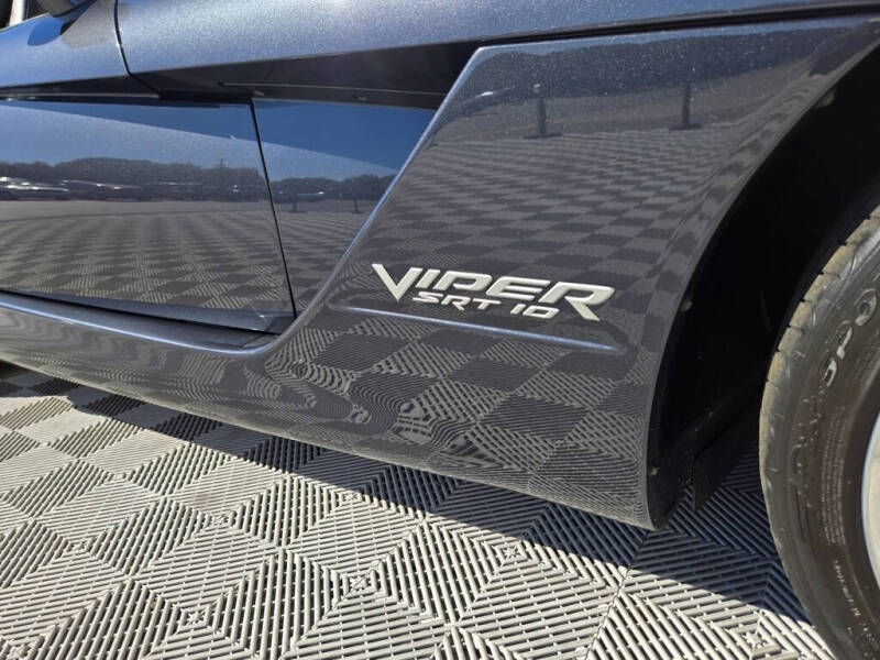 2006 Dodge Viper SRT-10