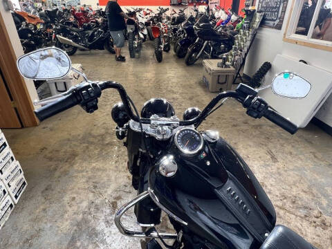 2019 Harley-Davidson® Softail Heritage Classic FLHC