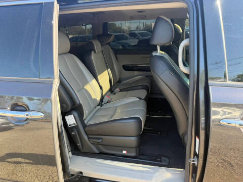 2021 Kia Sedona
