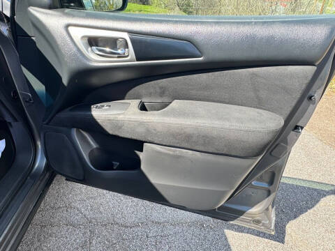 2016 Nissan Pathfinder S