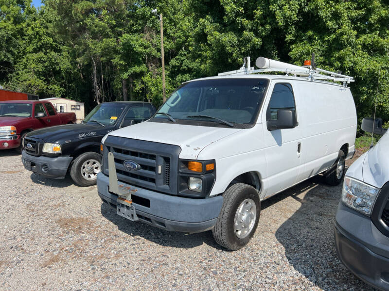 2013 Ford E-Series for sale at Baileys Truck and Auto Sales in Effingham SC