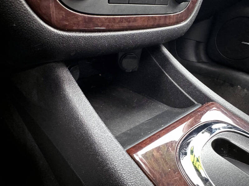 2011 Chevrolet Impala LT