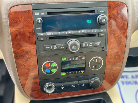 2012 Chevrolet Suburban LT