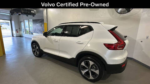 2026 Volvo XC40 B5 Plus