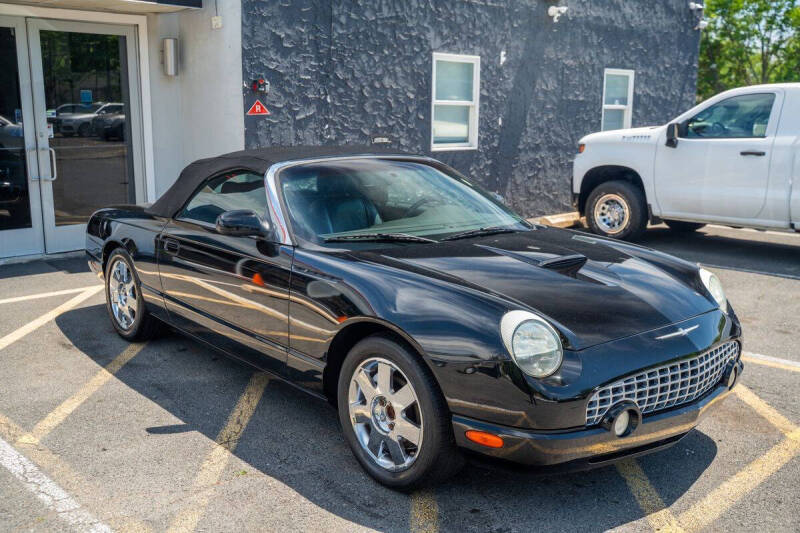 2002 Ford Thunderbird Deluxe