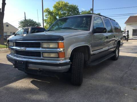 1999 Chevrolet Suburban for sale at Blue Collar Auto Inc in Council Bluffs IA