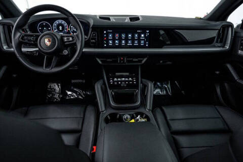 2025 Porsche Cayenne