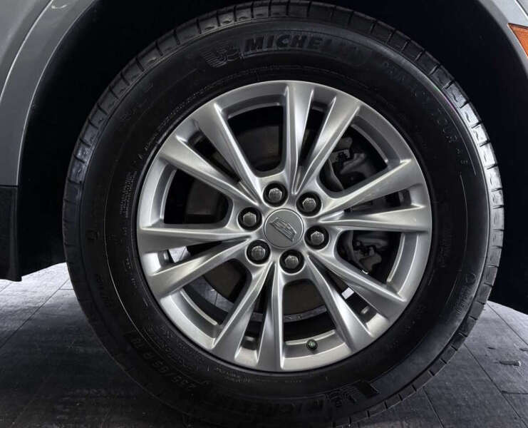 2025 Cadillac XT5 Luxury