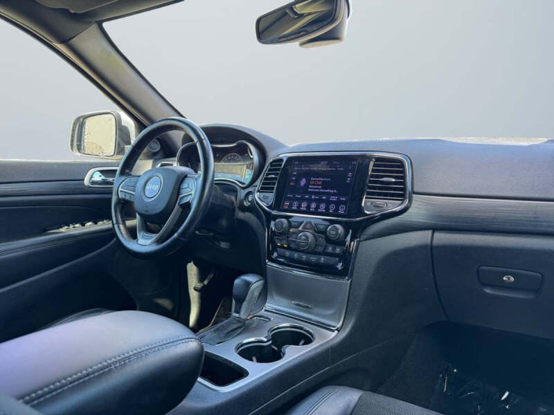 2019 Jeep Grand Cherokee Altitude