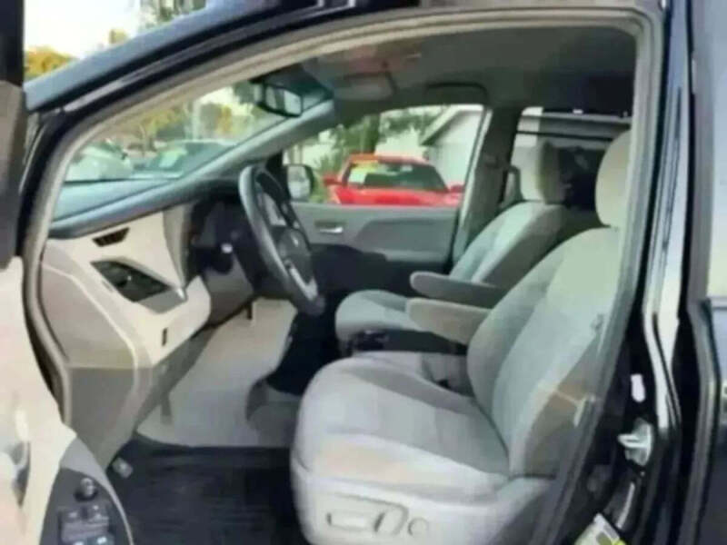 2017 Toyota Sienna