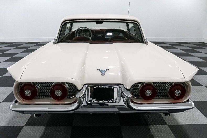 1958 Ford Thunderbird