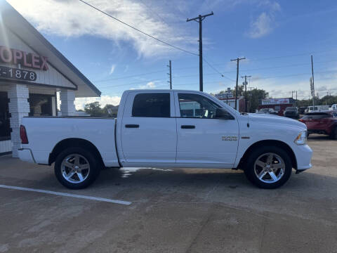 2017 RAM 1500 Express