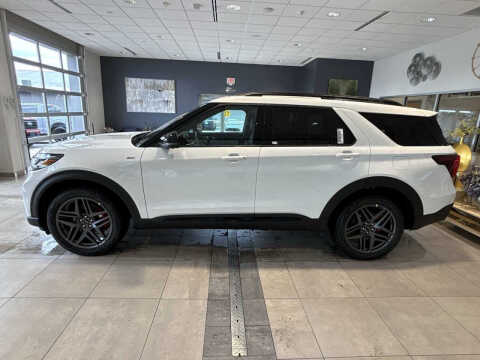 2026 Ford Explorer ST-Line