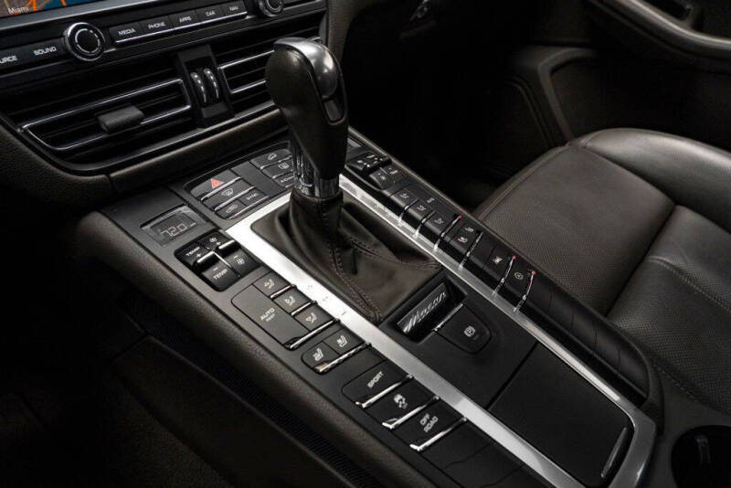 2020 Porsche Macan