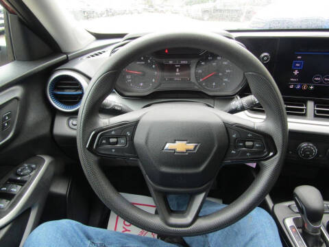 2024 Chevrolet Trax LS