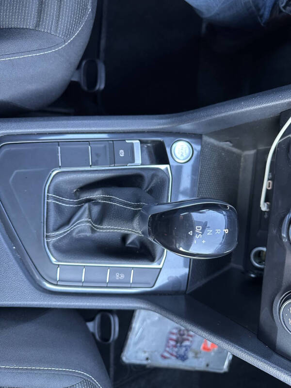2022 Volkswagen Tiguan S