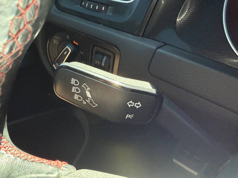 2015 Volkswagen Golf GTI SE