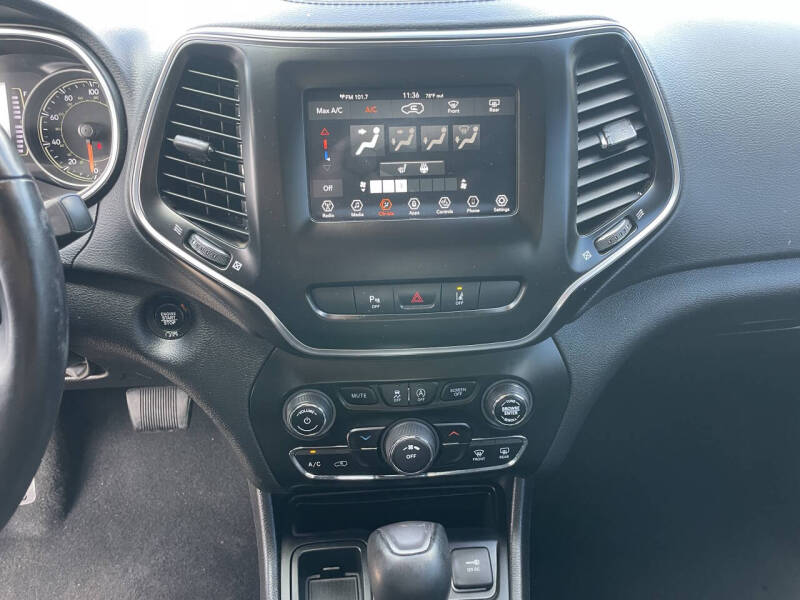 2021 Jeep Cherokee Latitude Lux