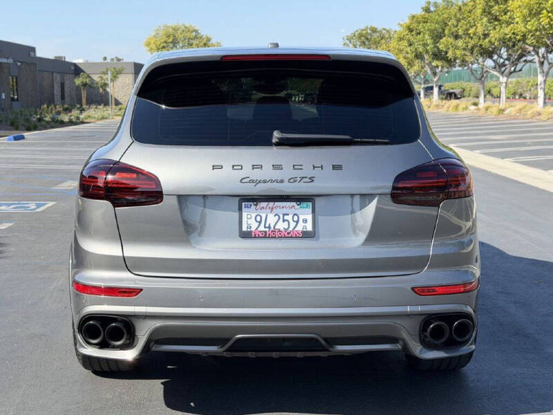2017 Porsche Cayenne GTS
