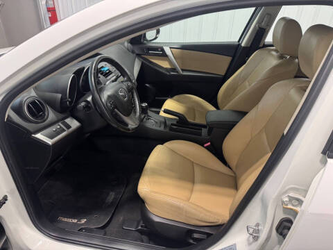 2013 Mazda MAZDA3 i Grand Touring