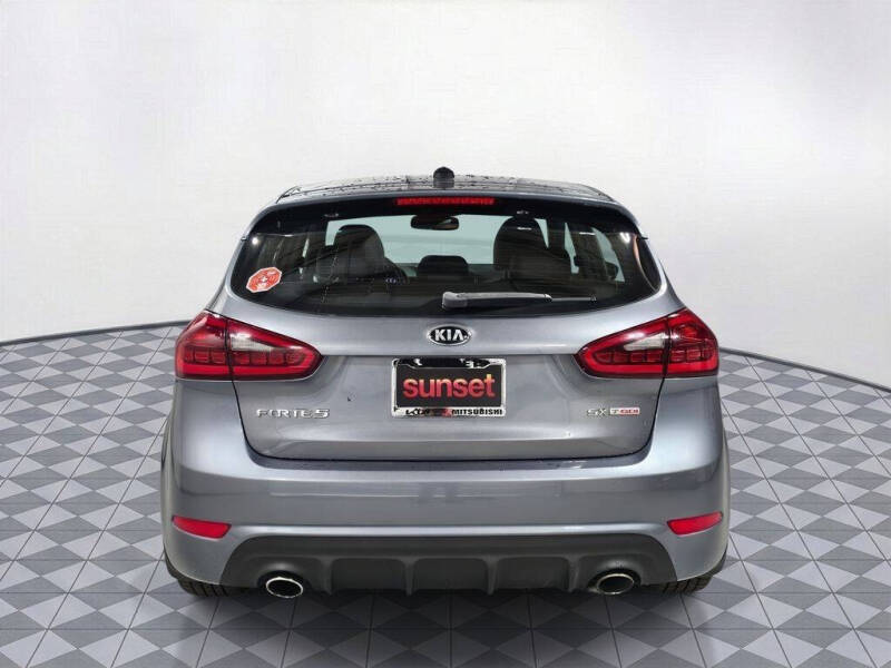 2018 Kia Forte5 SX