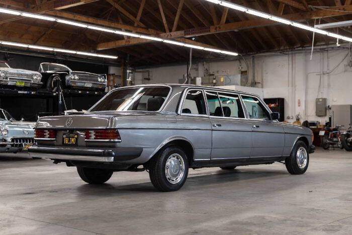 1984 Mercedes-Benz 300-Class