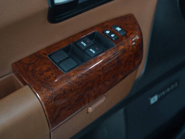 2022 Toyota Sequoia Platinum