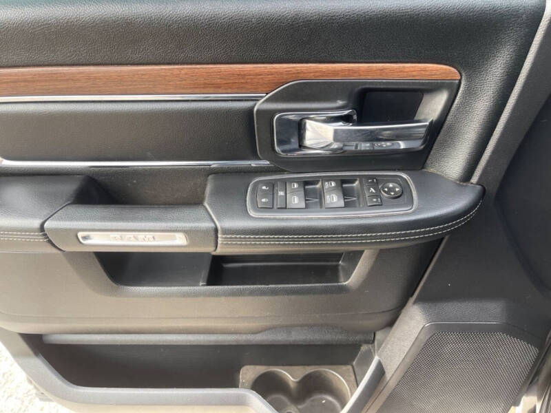 2016 RAM 2500 Laramie